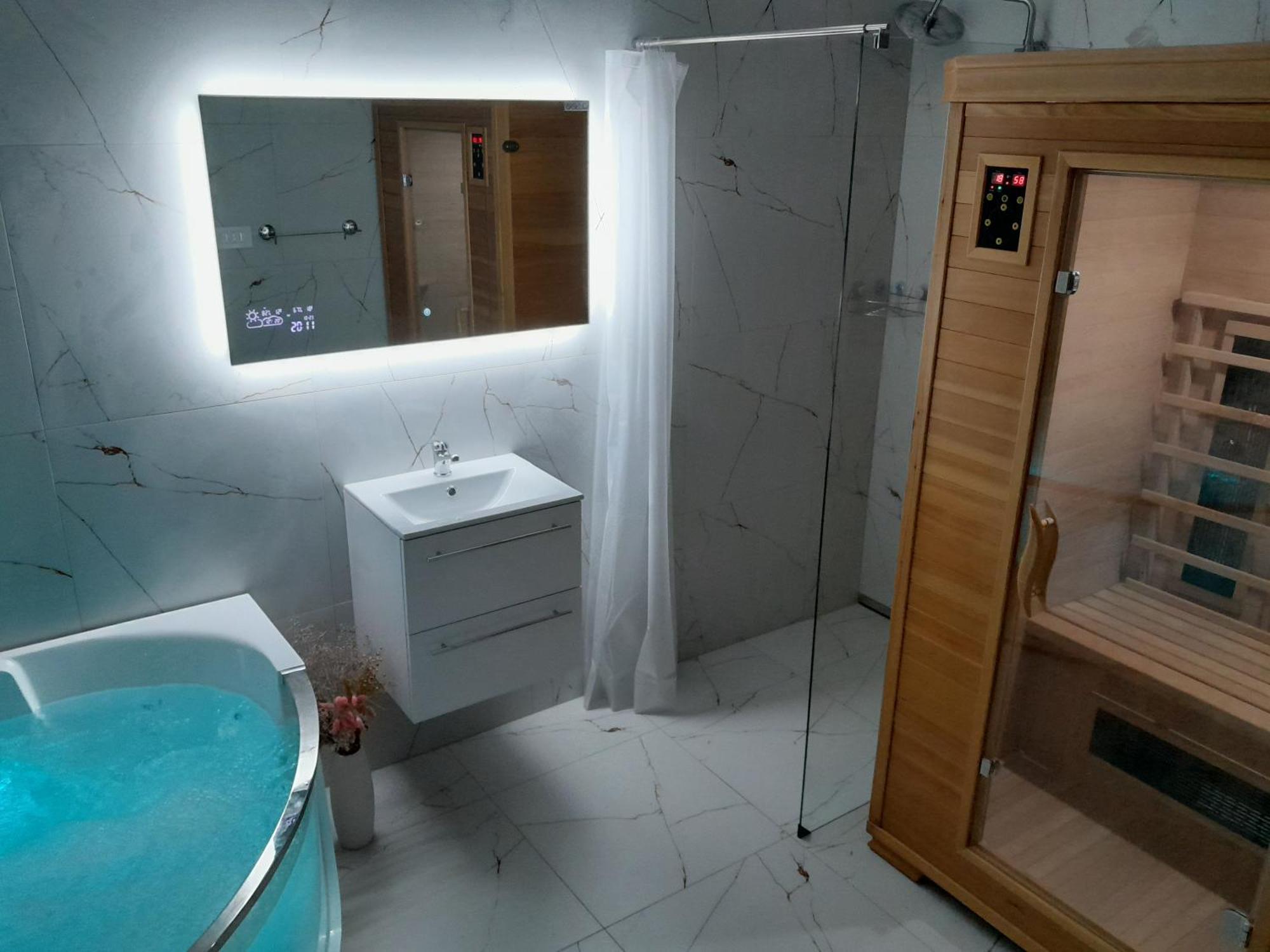 Farm Stay Frank Ozmec Wine And Glamping Estate Ljutomer Buitenkant foto